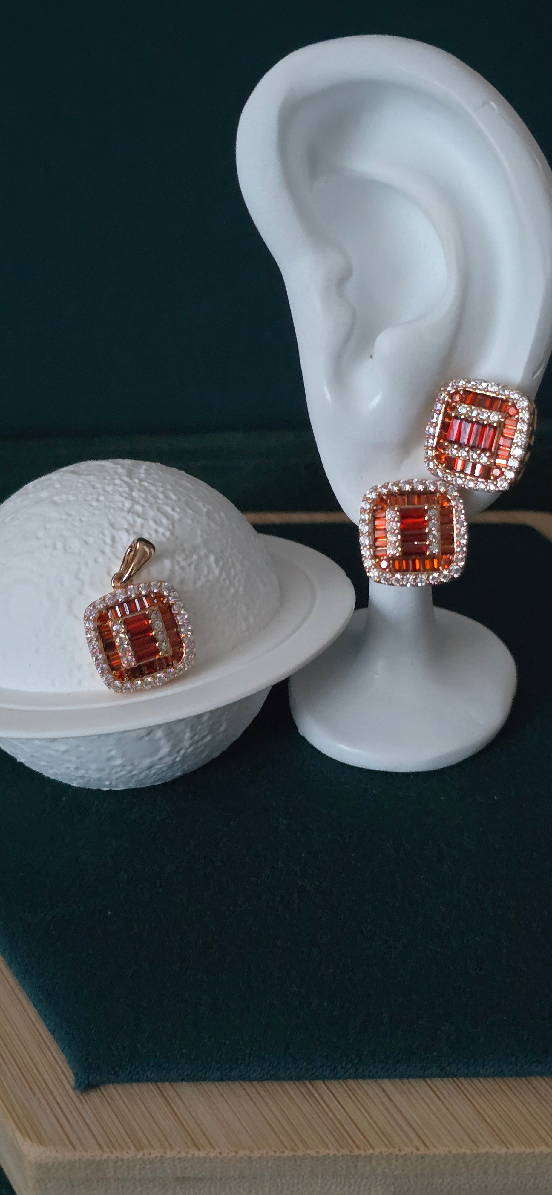 “Amber Glow” Jewelry Set – Earrings & Pendant, 14K Gold Plated