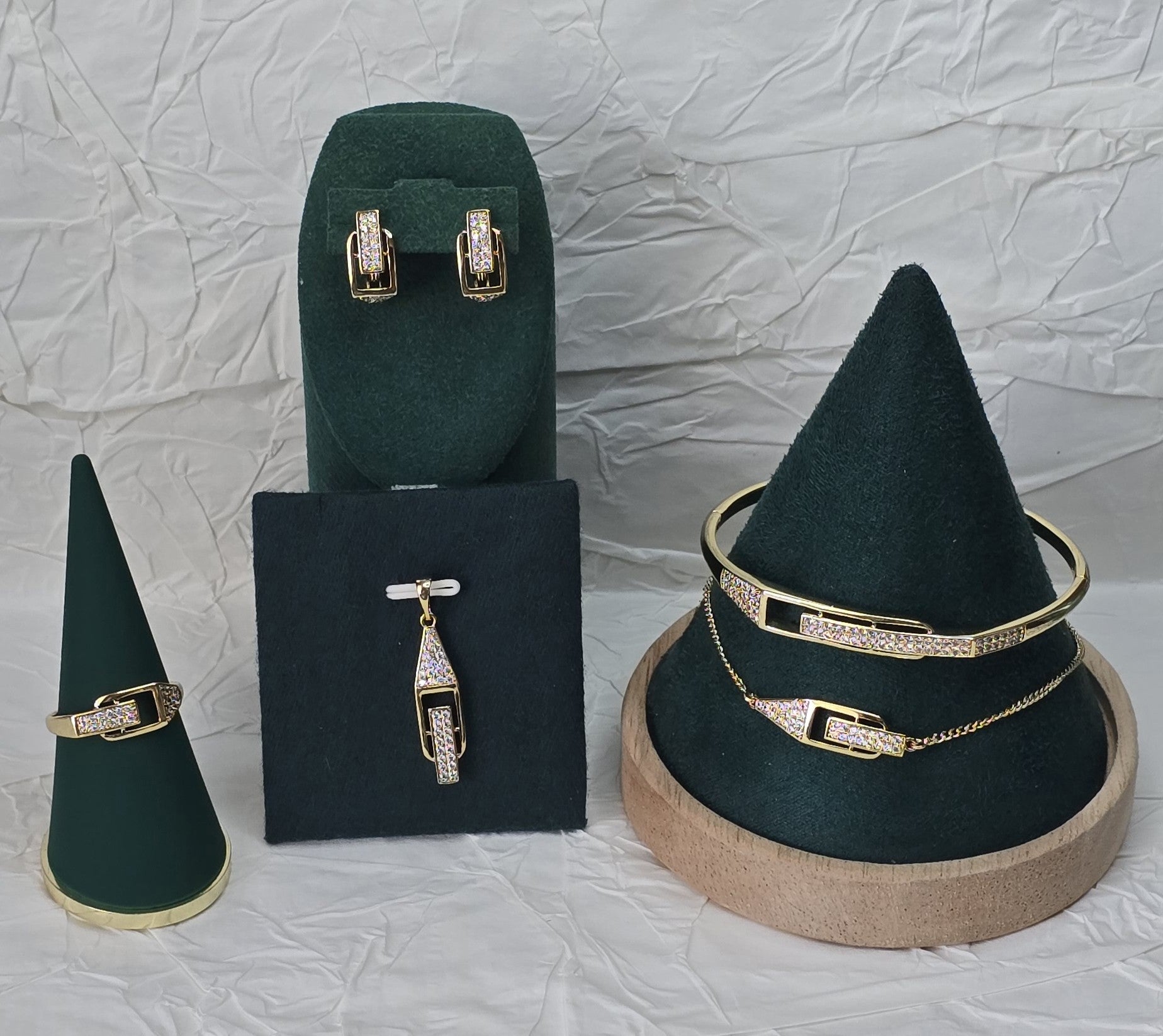 Golden Buckle 14K Gold‑Plated Jewelry Set (with 2 Bracelets)