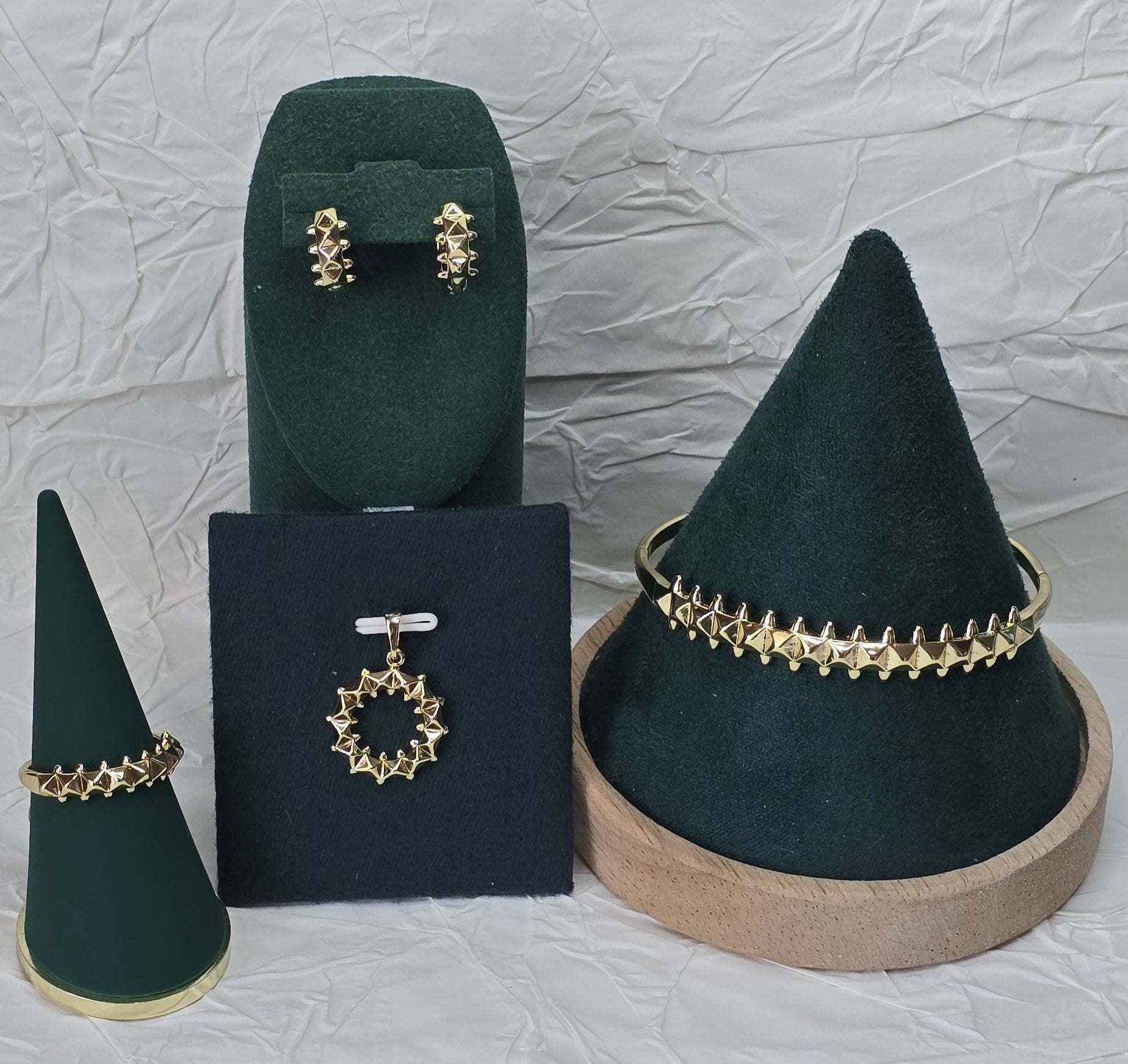 Golden Crest Spike 14K Gold‑Plated Jewelry Set
