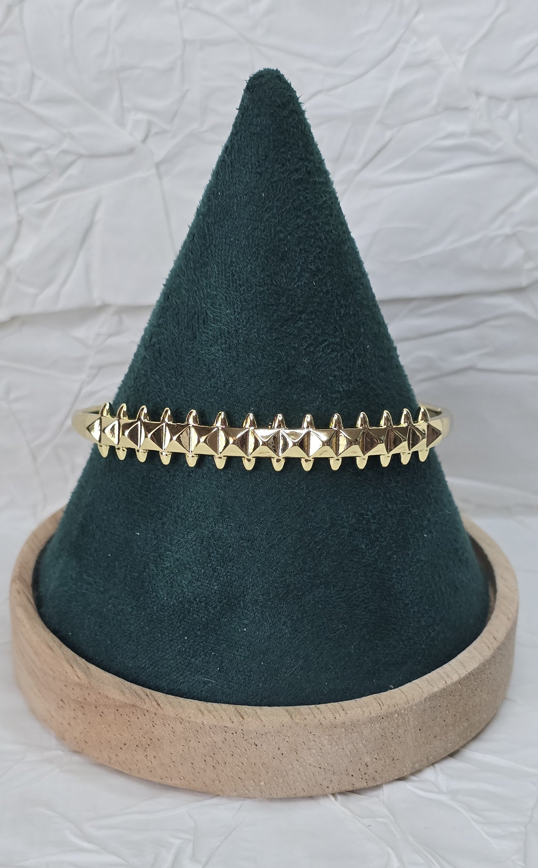 Golden Crest Spike 14K Gold‑Plated Jewelry Set