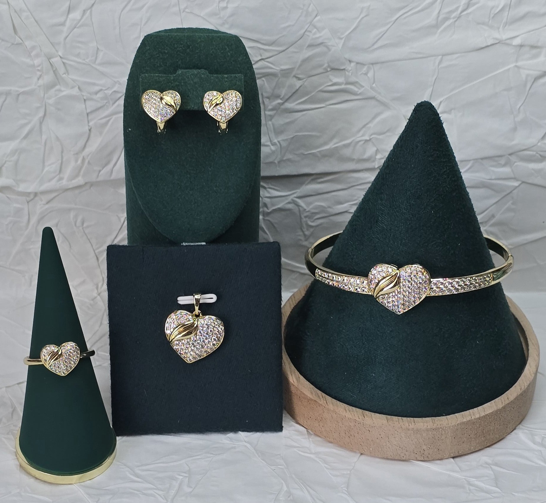 Golden Embrace Heart 14K Gold‑Plated Jewelry Set