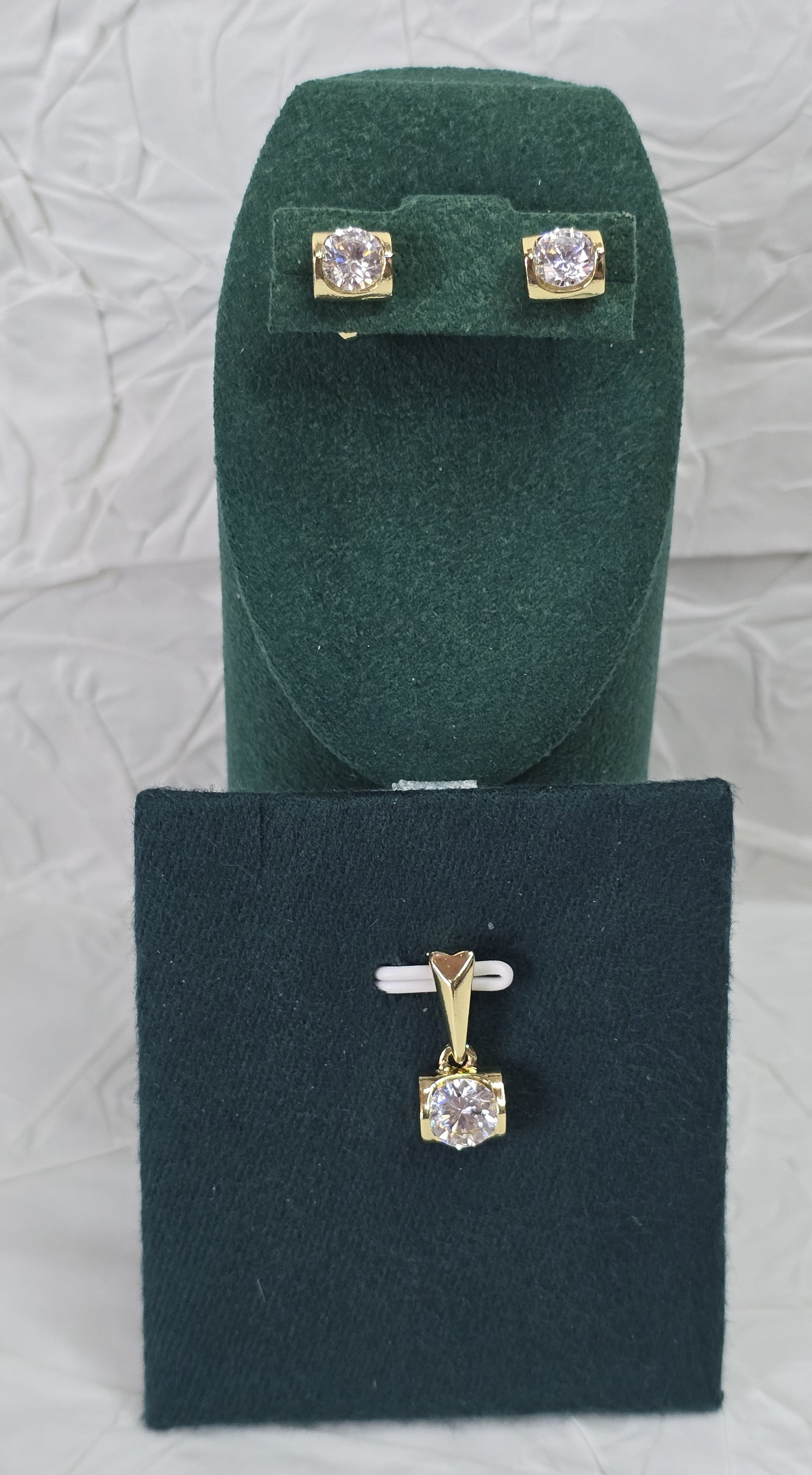 Classic Solitaire Barrel 14K Gold‑Plated Jewelry Set