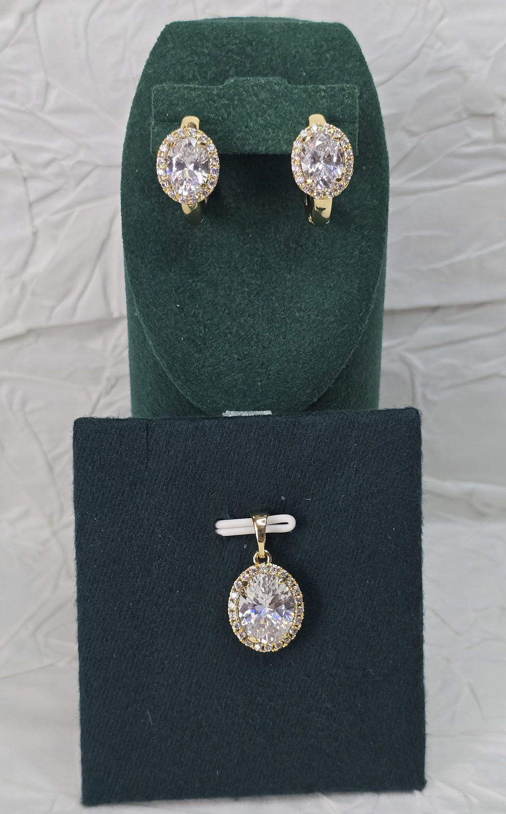 Royal Oval Halo 14K Gold‑Plated Jewelry Set